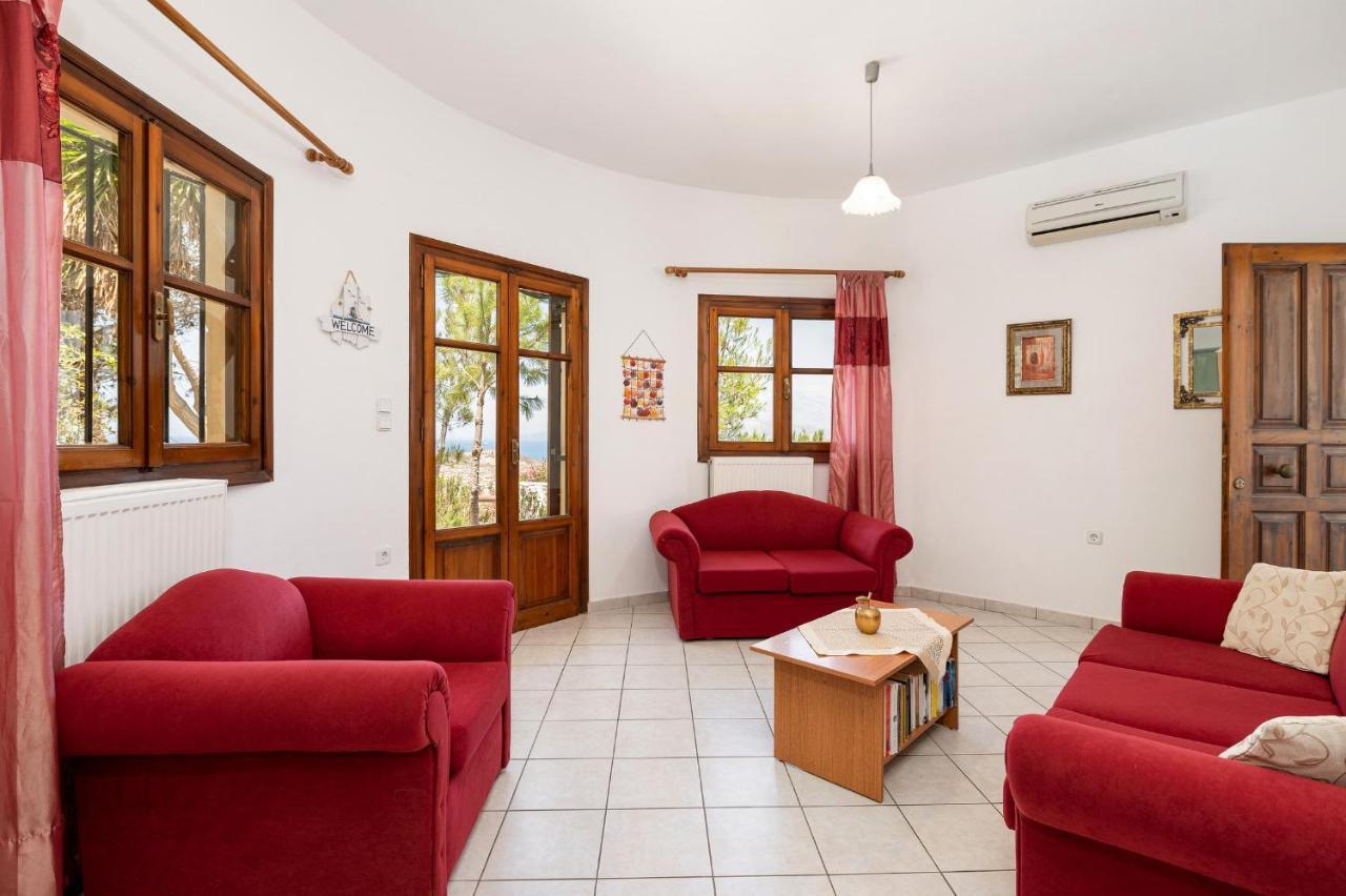 Villas Alexandros Kalamaki  Buitenkant foto