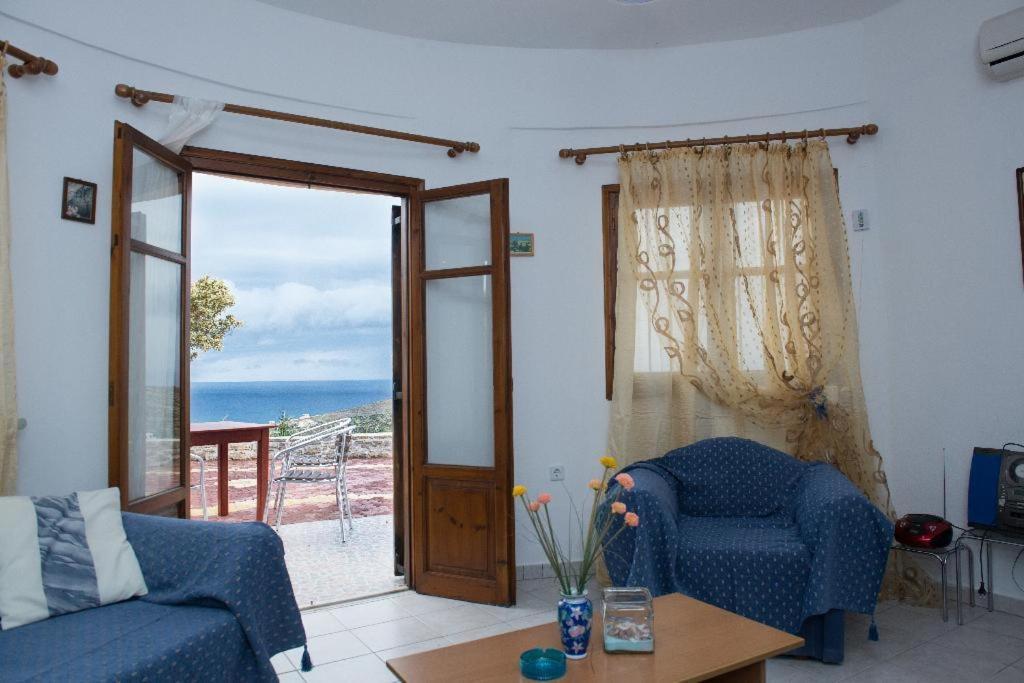 Villas Alexandros Kalamaki  Buitenkant foto