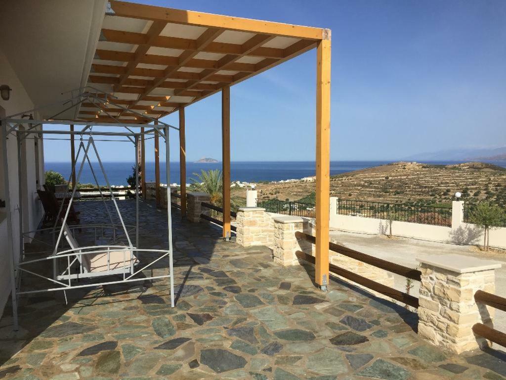 Villas Alexandros Kalamaki  Buitenkant foto